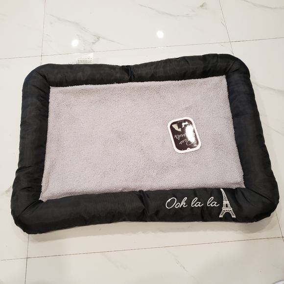 💞SOLD💞Paw Friends Pet Bed - Picture 5 of 7